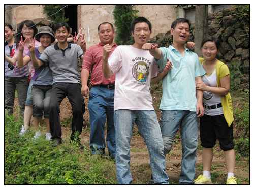 活動板（bǎn）房公司（sī）網絡（luò）營銷團隊集體遊江西三清山（shān）