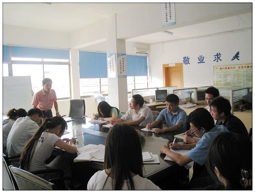 集裝箱活（huó）動房公司優（yōu）秀員工評比