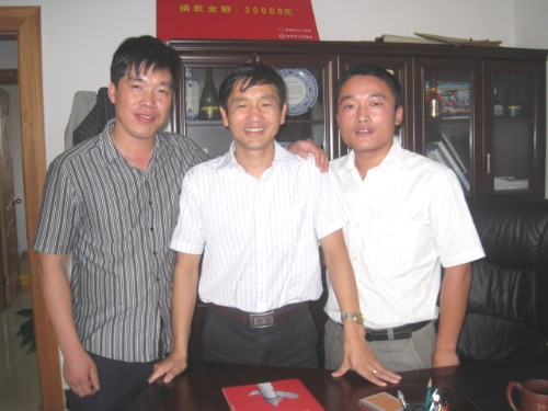 天（tiān）地彩鋼（gāng）