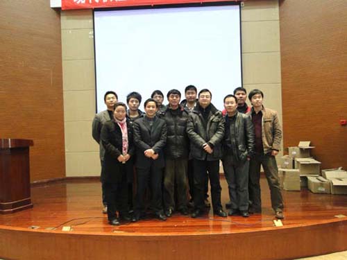 愛心捐（juān）贈網絡營銷書籍加（jiā）強校企合作！