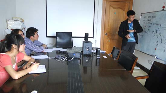 新招學生 譜寫新商業文明