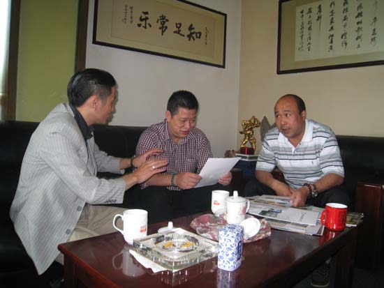 日本金葉先生來（lái）我（wǒ）司參觀考察集裝箱房屋