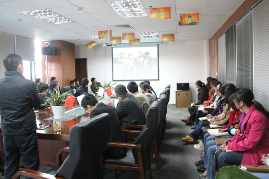 集裝箱房屋公司（sī）大家正在觀看仕德偉年會視頻