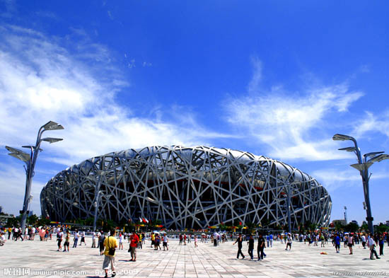 迅速發展（zhǎn）的鋼結構