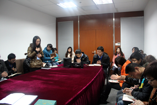 外貿部王永震早會上分（fèn）享（xiǎng）學習收獲