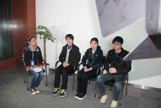 吳戈（gē）同學分（fèn）享學習成果