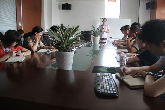 俞總強調領導者要不斷（duàn）自省，不斷提問