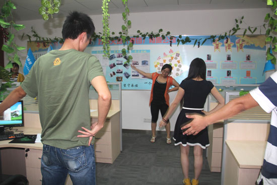 孫姐帶領大家做廣播體操