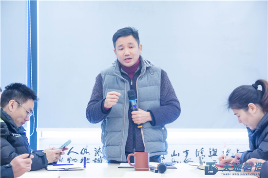 集裝箱換（huàn）電站