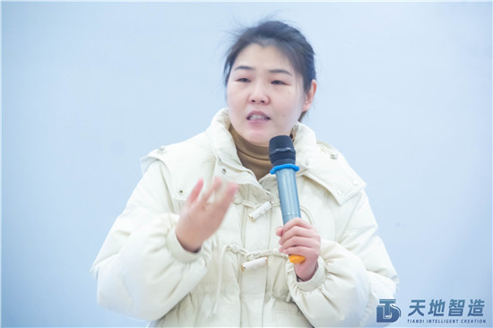 集裝（zhuāng）箱換電站