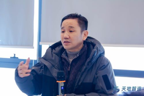 集（jí）裝箱換（huàn）電站