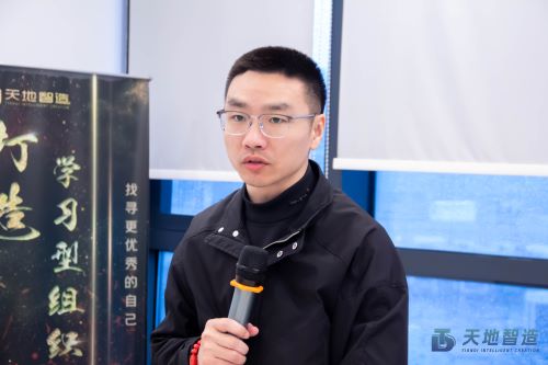 集裝（zhuāng）箱（xiāng）換電站